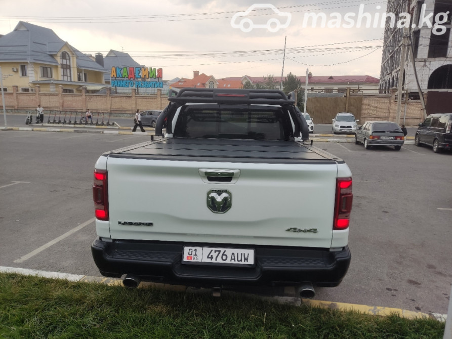 RAM 1500 V Quad Cab 5.7, 2019 Bishkek - photo 9