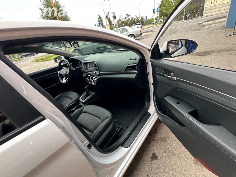 Hyundai Avante VI Рестайлинг 1.6, 2019 Bishkek - photo 3