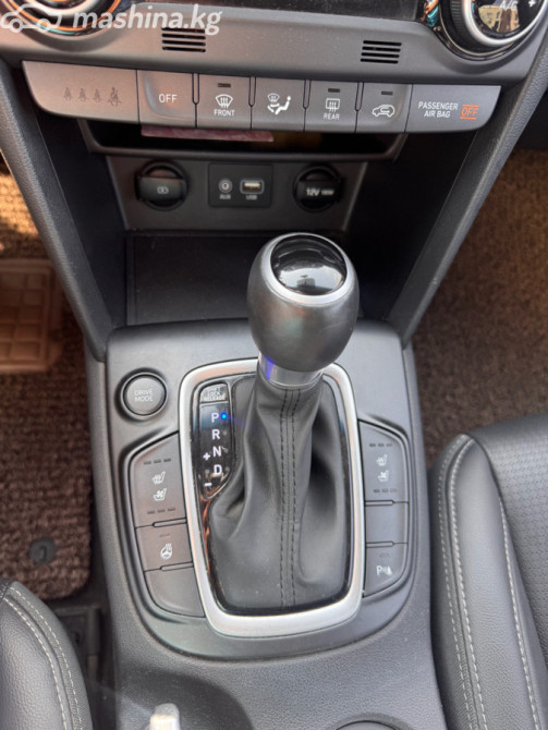 Hyundai Kona I 1.6, 2019 Бишкек - сүрөт 8