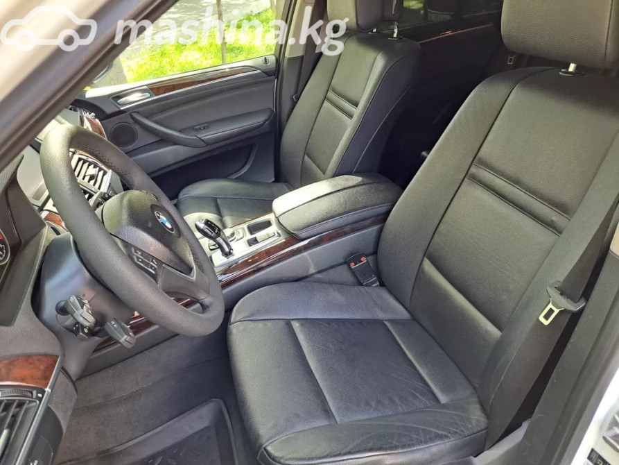 BMW X5 II (E70) Рестайлинг 35i 3.0, 2010 Бишкек - изображение 9