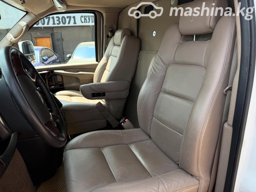 GMC Savana II 5.3, 2010 Bishkek - photo 8