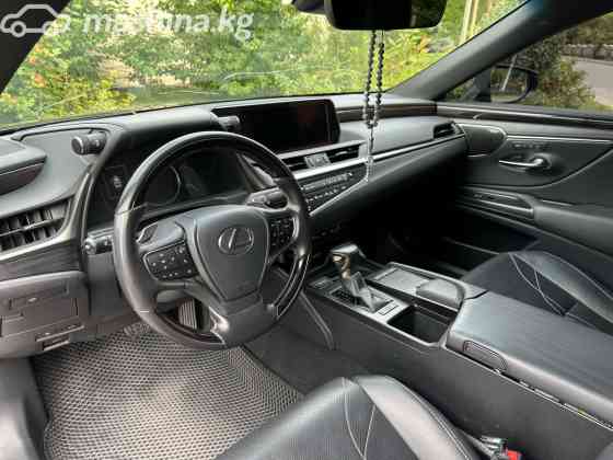 Lexus ES VII 300h 2.5, 2019 Bishkek