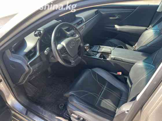 Lexus ES VII 300h 2.5, 2019 Bishkek