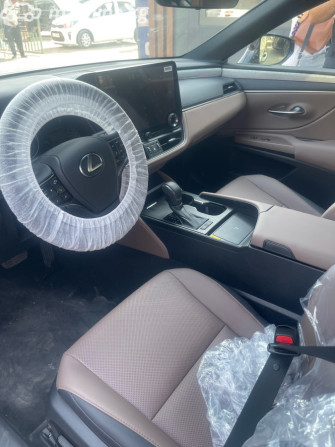 Lexus ES VII Рестайлинг 2 200 2.0, 2025 Bishkek - photo 2