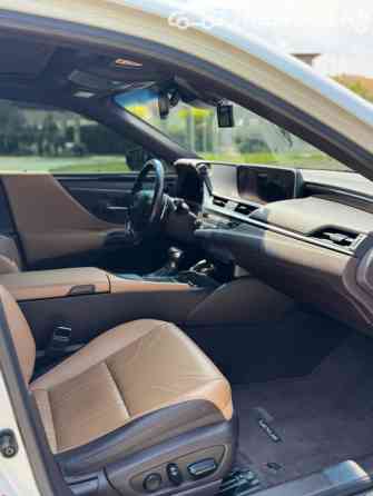 Lexus ES VII 300h 2.5, 2019 Bishkek
