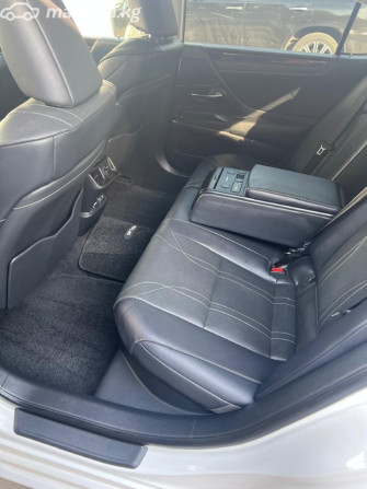 Lexus ES VII 300h 2.5, 2019 Bishkek - photo 11