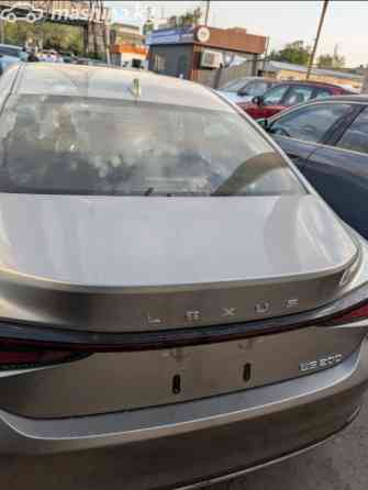 Lexus ES VII Рестайлинг 2 200 2.0, 2025 Bishkek