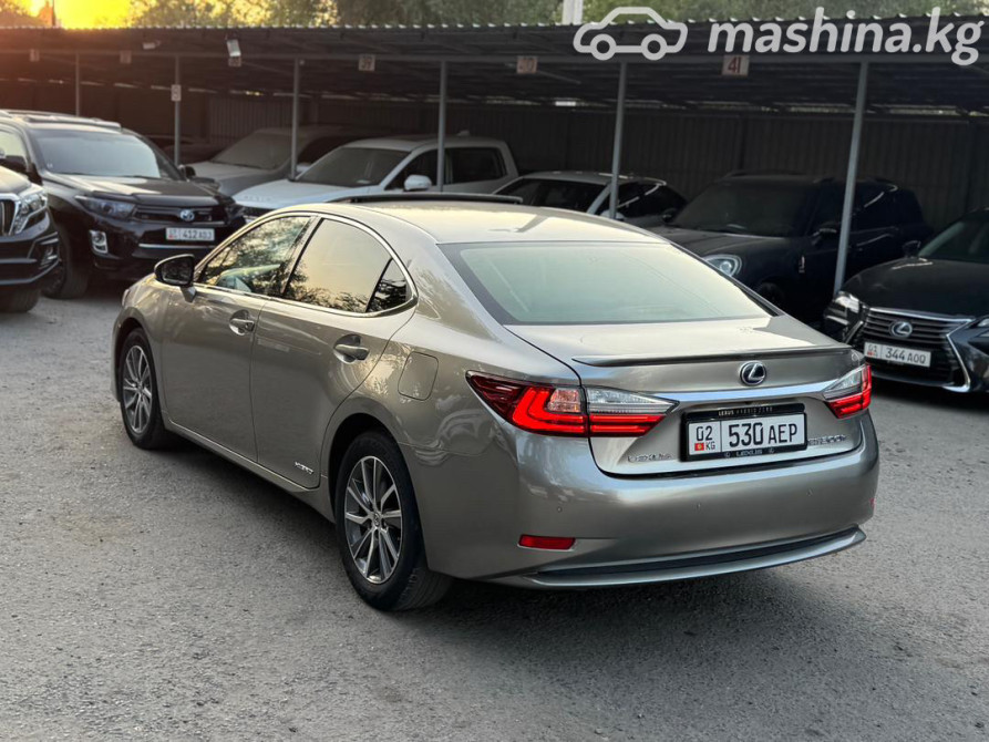 Lexus ES VI Рестайлинг 300h 2.5, 2017 Бишкек - сүрөт 4