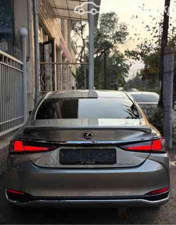 Lexus ES VII 300h 2.5, 2021 Bishkek