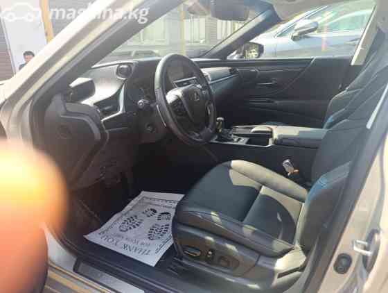Lexus ES VII 300h 2.5, 2019 Bishkek