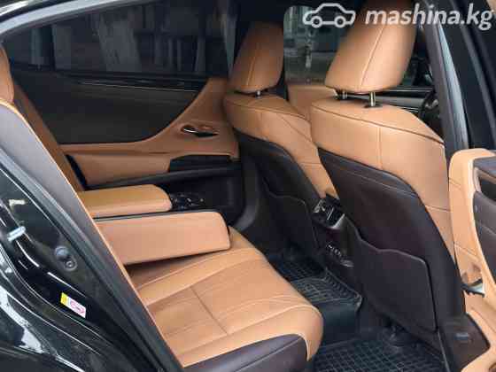 Lexus ES VII 300h 2.5, 2018 Bishkek