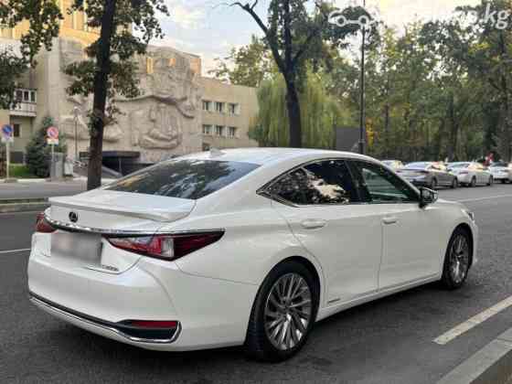 Lexus ES VII 300h 2.5, 2019 Bishkek