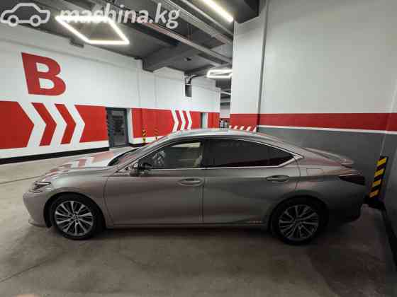 Lexus ES VI Рестайлинг 300h 2.5, 2016 Bishkek