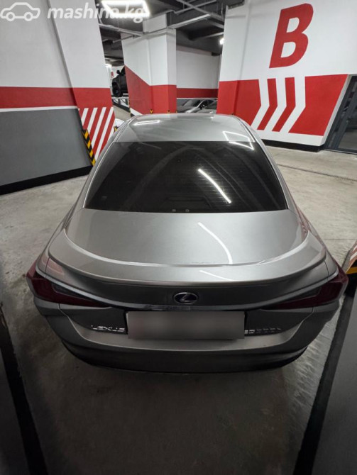 Lexus ES VI Рестайлинг 300h 2.5, 2016 Бишкек - изображение 5