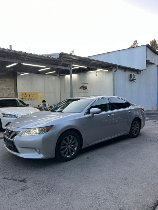Lexus ES VI 300h 2.5, 2013 Бишкек - изображение 2