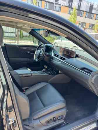 Lexus ES VII 300h 2.5, 2019 Bishkek