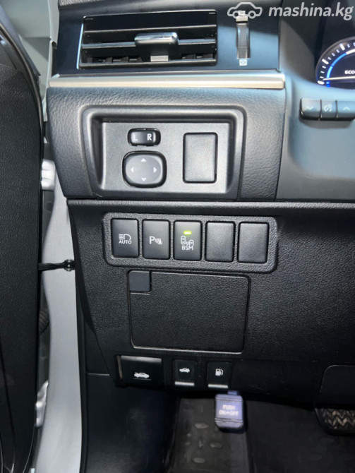 Lexus ES VI Рестайлинг 300h 2.5, 2016 Бишкек - изображение 10