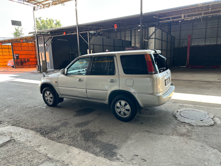 Honda CR-V I Рестайлинг 2.0, 2000 Бишкек - сүрөт 3