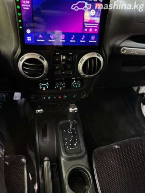 Jeep Wrangler III (JK) 3.6, 2017 Bishkek - photo 10