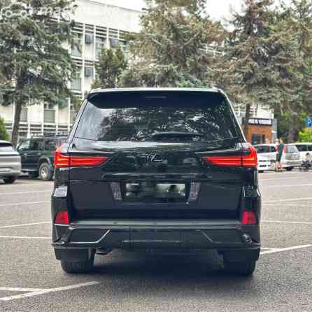 Lexus LX III Рестайлинг 2 450d 4.5, 2017 Бишкек