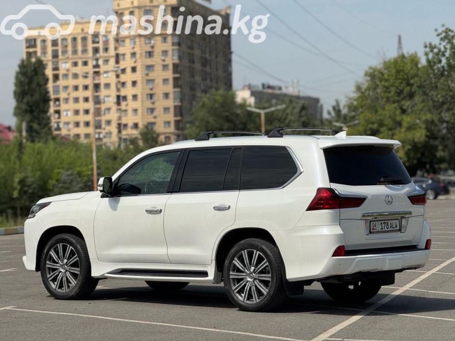 Lexus LX III Рестайлинг 2 570 5.7, 2017 Bishkek - photo 3