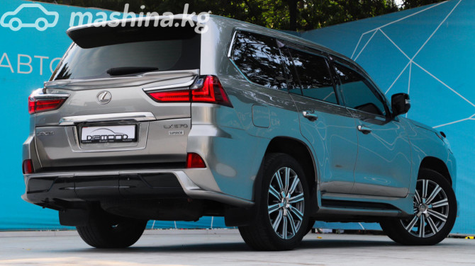Lexus LX III Рестайлинг 2 570 5.7, 2016 Бишкек - изображение 5