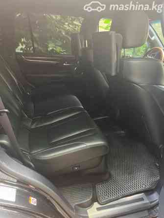 Lexus LX III Рестайлинг 2 570 5.7, 2018 Бишкек