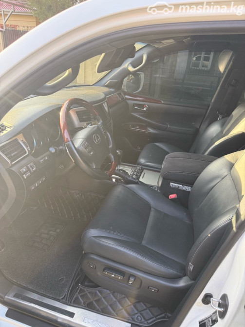 Lexus LX III Рестайлинг 570 5.7, 2014 Bishkek - photo 10