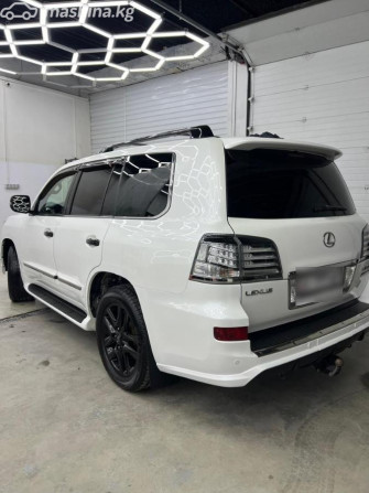 Lexus LX III Рестайлинг 570 5.7, 2015 Бишкек - изображение 5