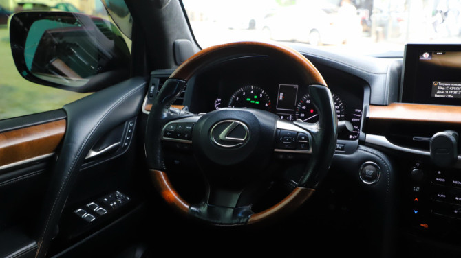 Lexus LX III Рестайлинг 2 570 5.7, 2016 Bishkek - photo 8