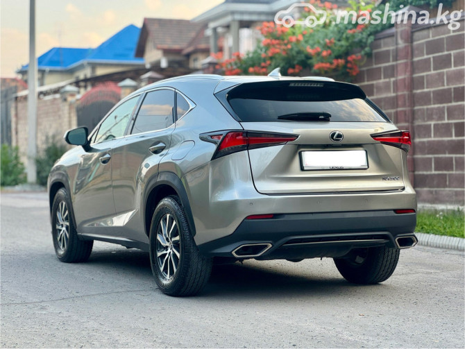 Lexus NX I Рестайлинг 300 2.0, 2017 Бишкек - сүрөт 8