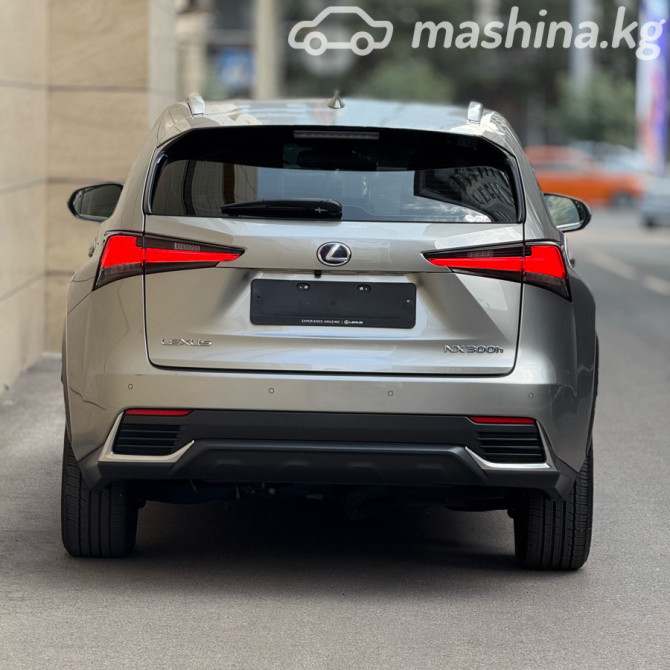 Lexus NX I Рестайлинг 300h 2.5, 2018 Бишкек - изображение 8