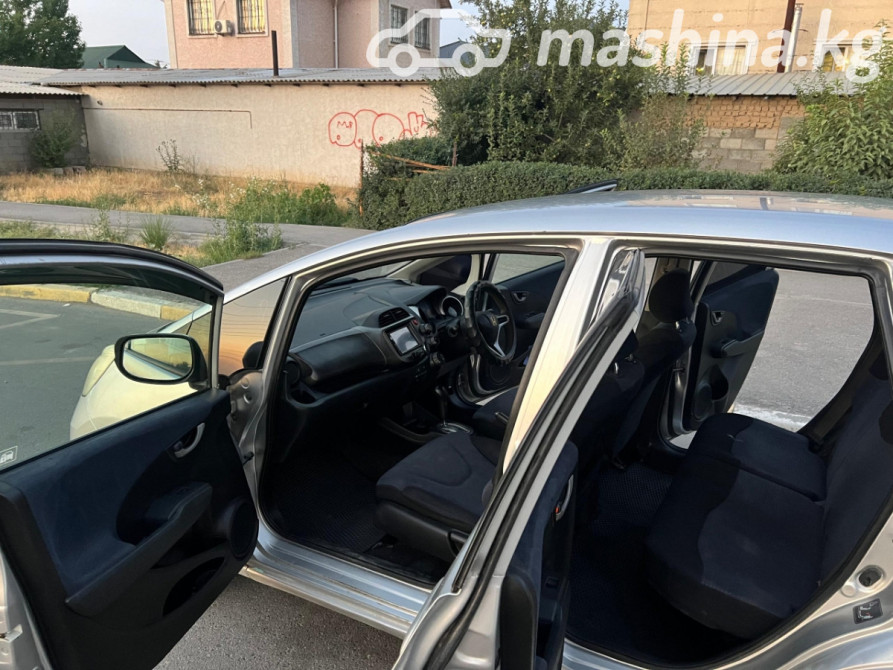 Honda Fit II 1.5, 2009 Бишкек - сүрөт 6