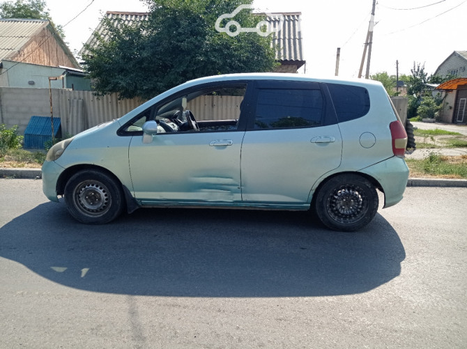 Honda Fit I 1.3, 2004 Бишкек - изображение 5