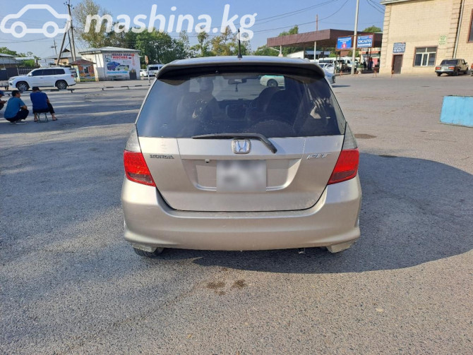 Honda Fit I 1.5, 2007 Бишкек - изображение 3