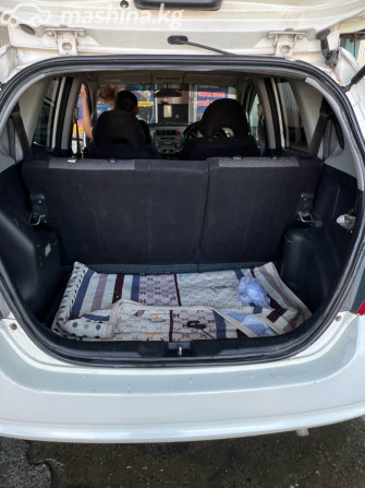 Honda Fit I 1.5, 2003 Бишкек - изображение 5