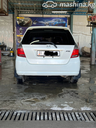 Honda Fit I 1.5, 2003 Бишкек - изображение 6