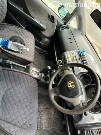 Honda Fit I 1.3, 2006 Бишкек - изображение 4