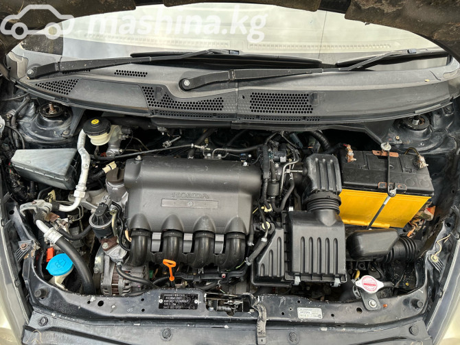 Honda Fit I 1.3, 2006 Бишкек - изображение 5