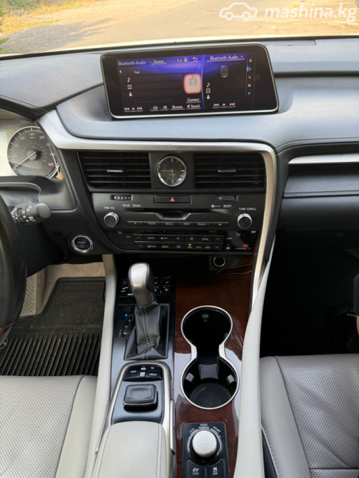 Lexus RX IV 450h 3.5, 2018 Бишкек - изображение 8