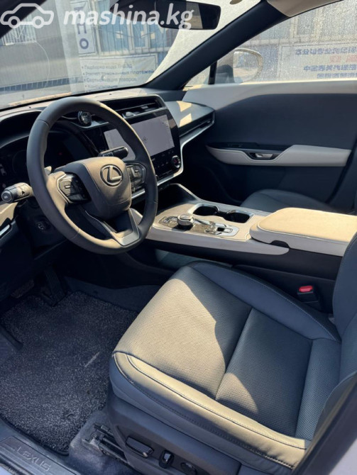 Lexus RZ 450e Electro AT (230 кВт) 4WD, 2023 Bishkek - photo 7