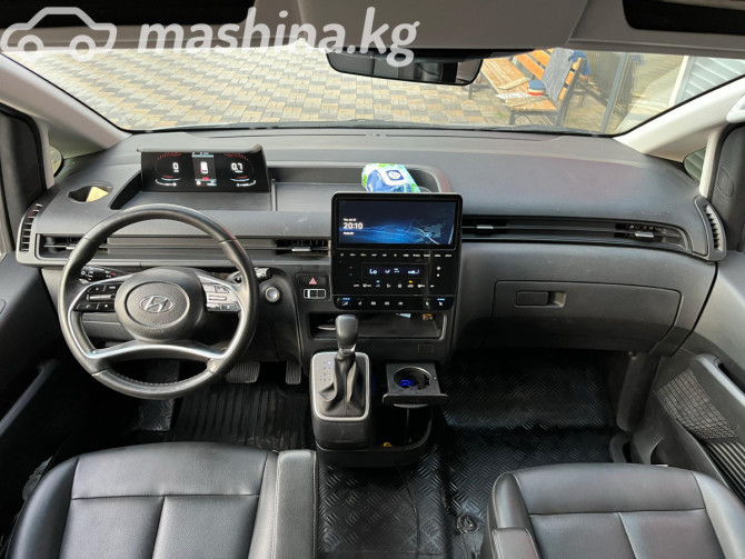 Hyundai Staria 2.2, 2022 Бишкек - изображение 5