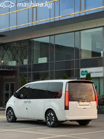 Hyundai Staria 3.5, 2022 Бишкек - изображение 4
