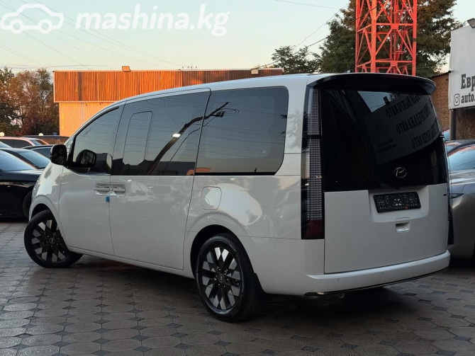 Hyundai Staria 2.2, 2022 Бишкек - изображение 6