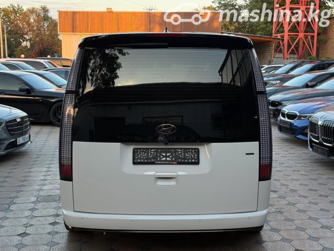 Hyundai Staria 2.2, 2022 Бишкек - изображение 5