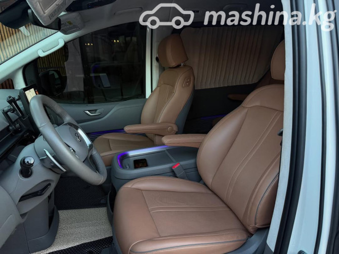 Hyundai Staria 2.2, 2022 Бишкек - изображение 8
