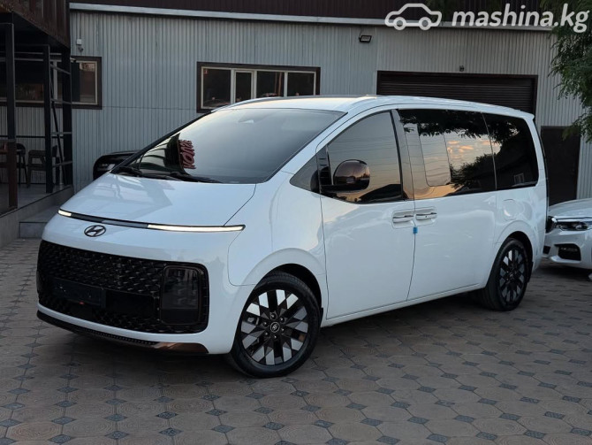 Hyundai Staria 2.2, 2022 Бишкек - изображение 3