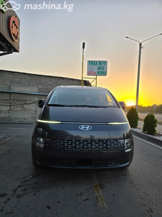 Hyundai Staria 2.2, 2022 Бишкек - изображение 3