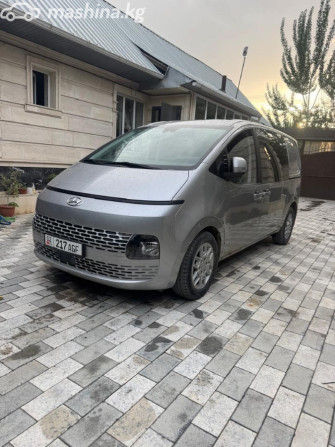 Hyundai Staria 2.2, 2022 Бишкек - изображение 3