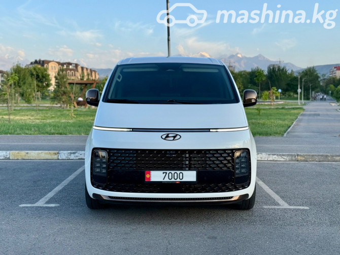 Hyundai Staria 2.2, 2022 Бишкек - изображение 2
